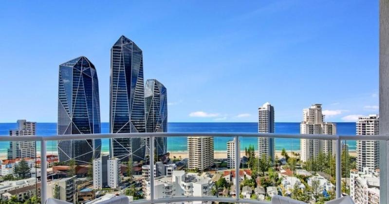 Deluxe Private Apartment And Studio - Ocean Views Gold Coast Eksteriør bilde